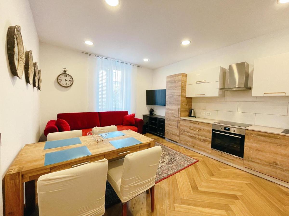 Apartment Candy Пула Экстерьер фото